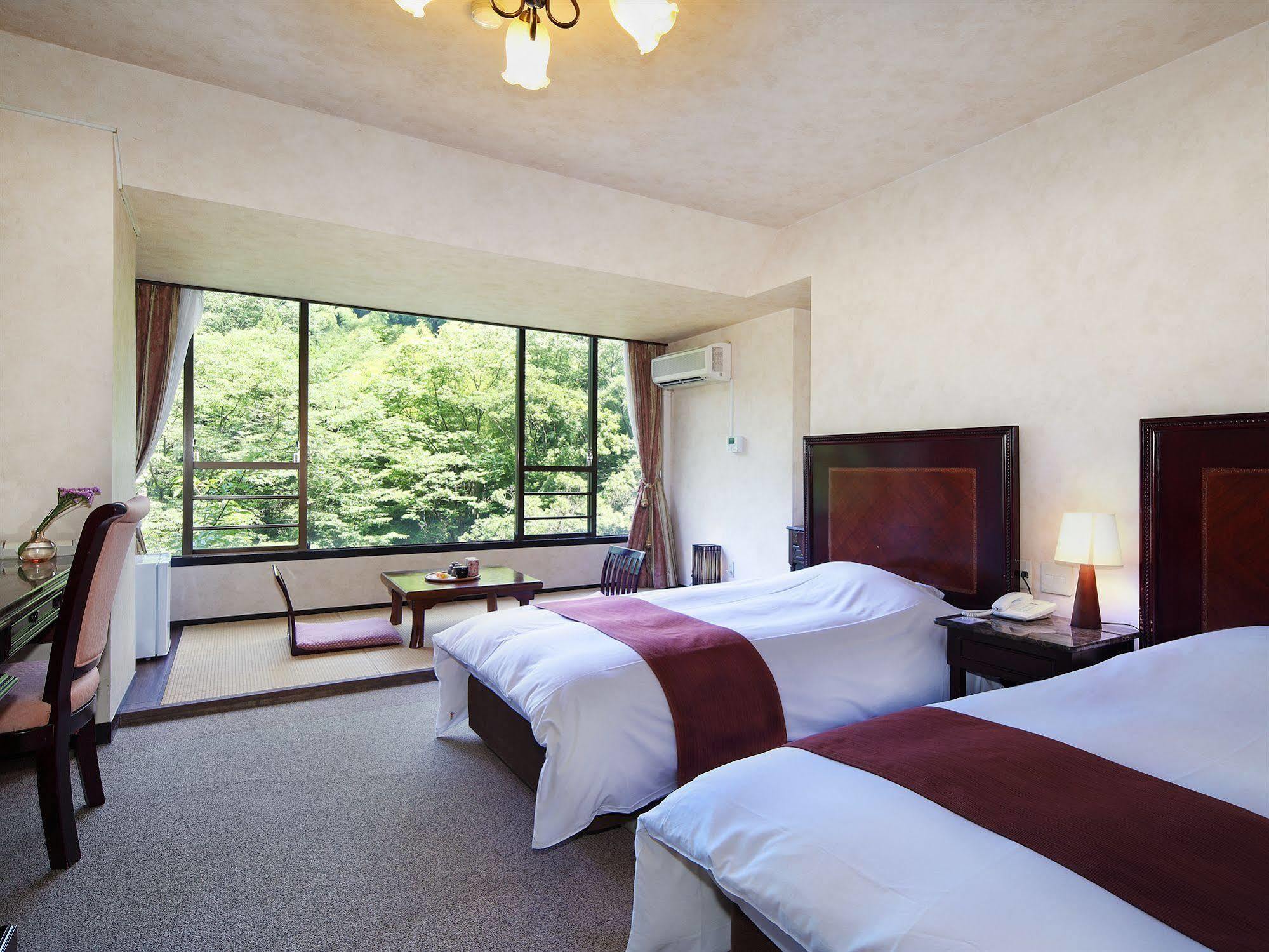Tonosawa Quatre Saisons Hakone Exterior foto